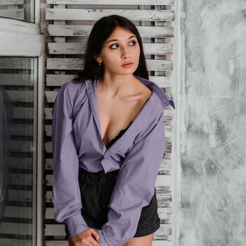 Yulia Sweet Girl