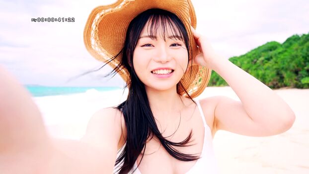 Yuna Shirahoshi 白星優菜