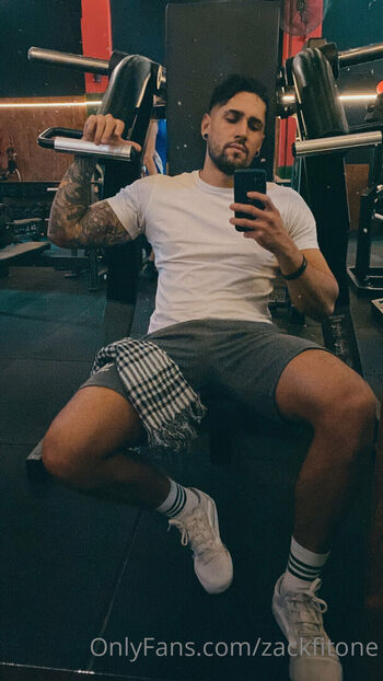 zackfitone