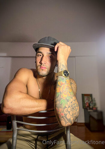 zackfitone