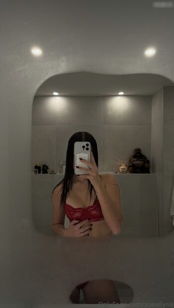 Zoe Allyse