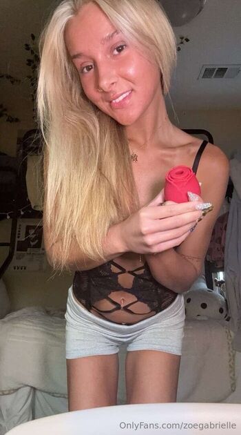zoegabrielle