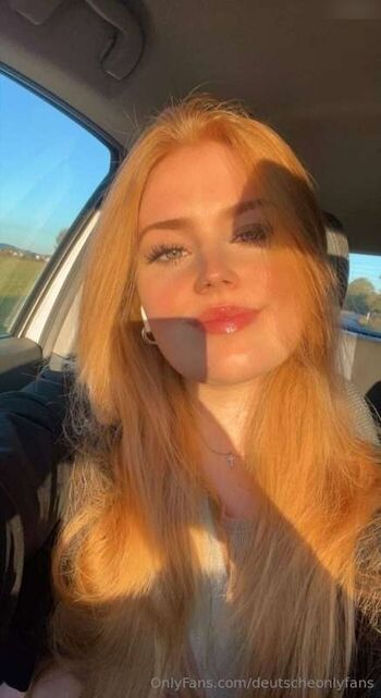 ZoeRedHair