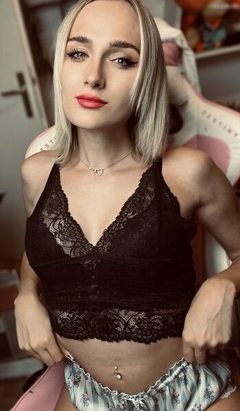 Zoerosedaily