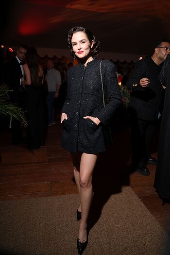 Zoey Deutch