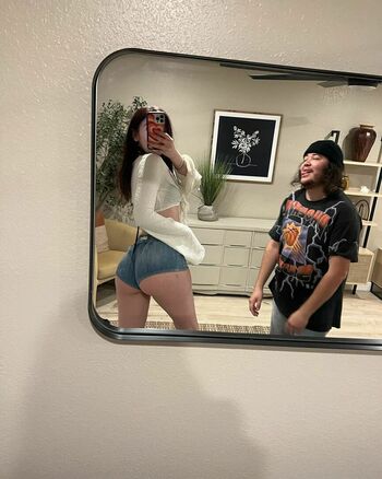 Zoey_Jade