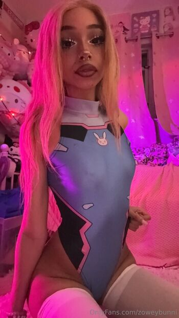 zoweybunny