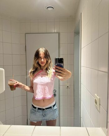 Zsa Zsa Inci Buerkle
