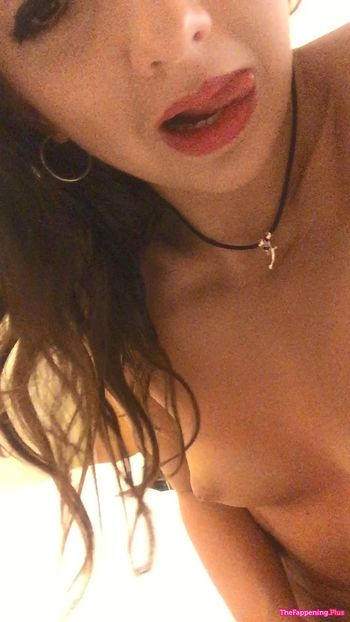 Zizi Strallen