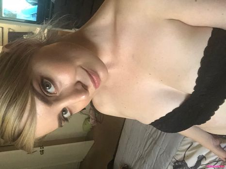 Bree Esrigg